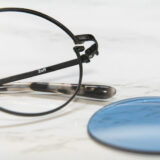 【写真付き】眼鏡レンズが外れたときの直し方｜修理キットだけで完結